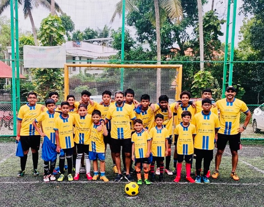 Sukesh with students